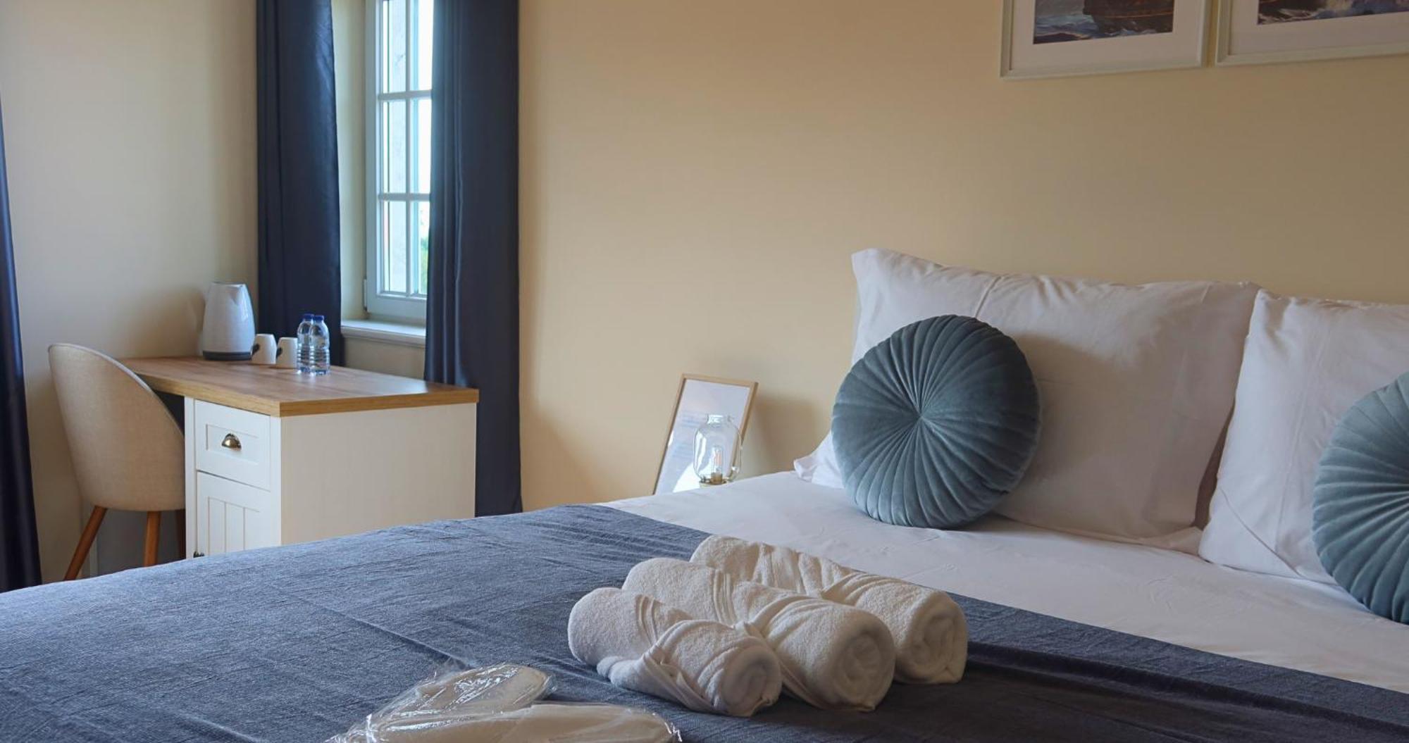 Art 4 You Carcavelos Suites Esterno foto